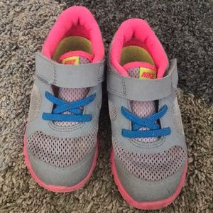 Nike Sneakers Tennis Shoes Pink/Grey